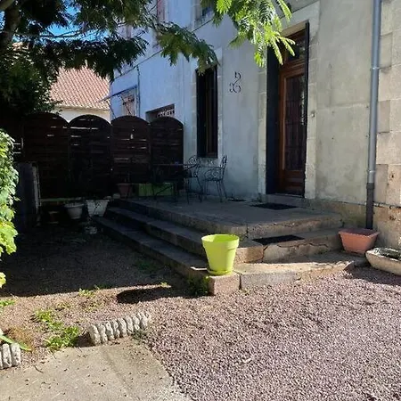 Maison De Campagne Trezelles Exterior foto